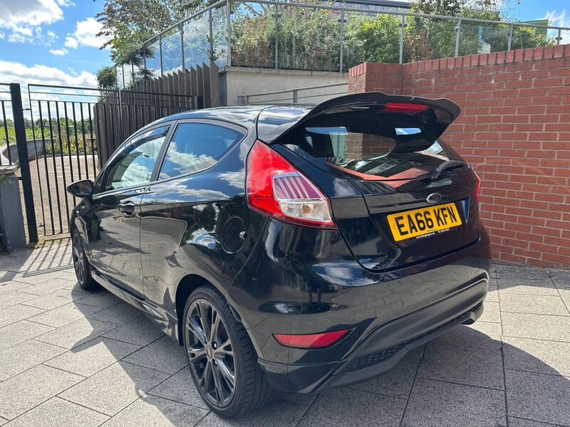 FORD FIESTA