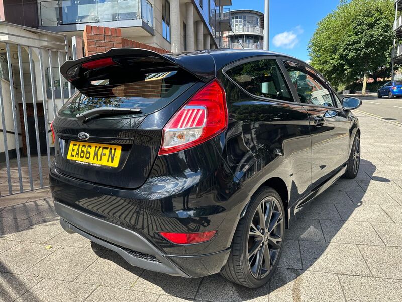 FORD FIESTA