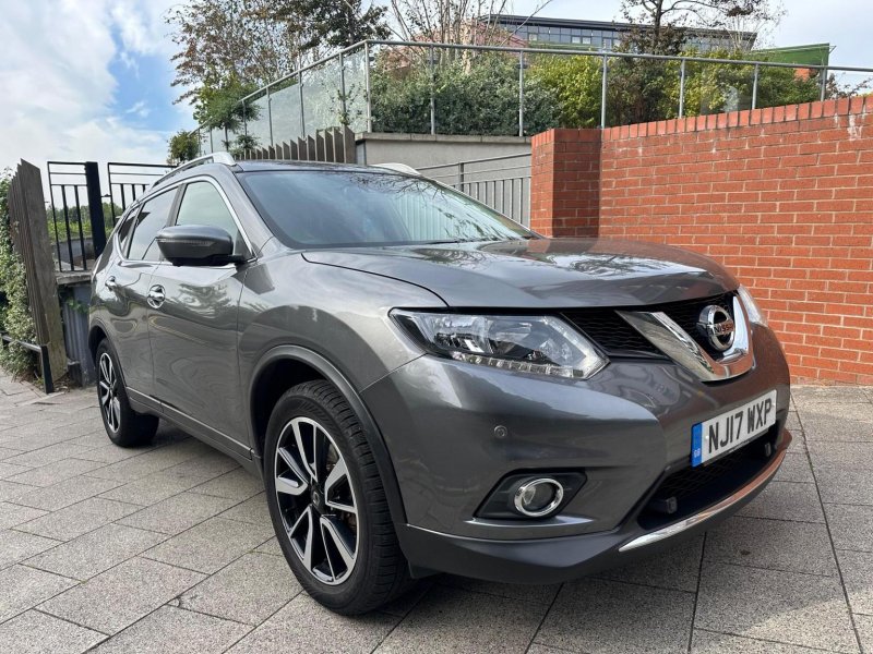 NISSAN X-TRAIL