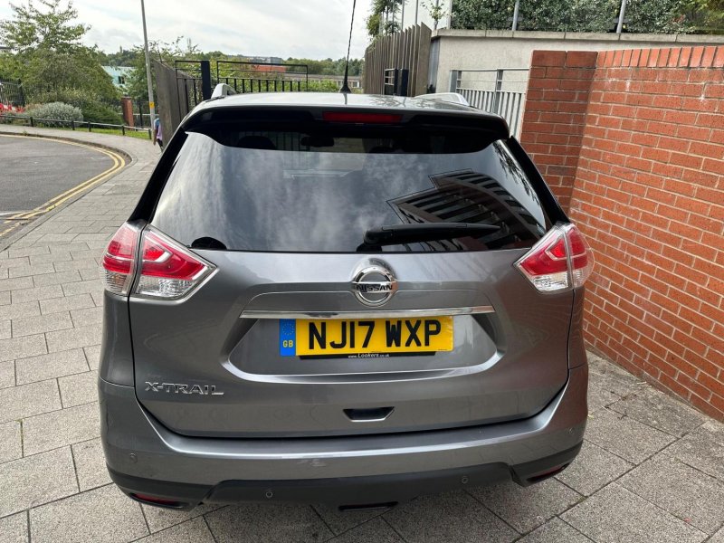 NISSAN X-TRAIL