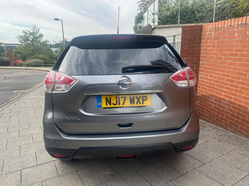 NISSAN X-TRAIL