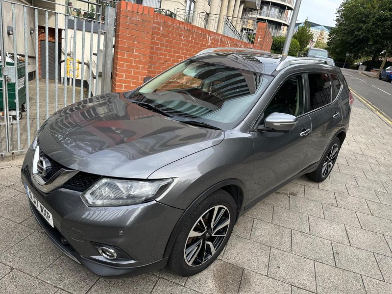 NISSAN X-TRAIL