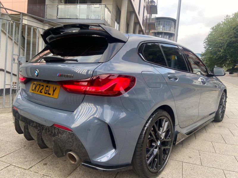 BMW 1 SERIES