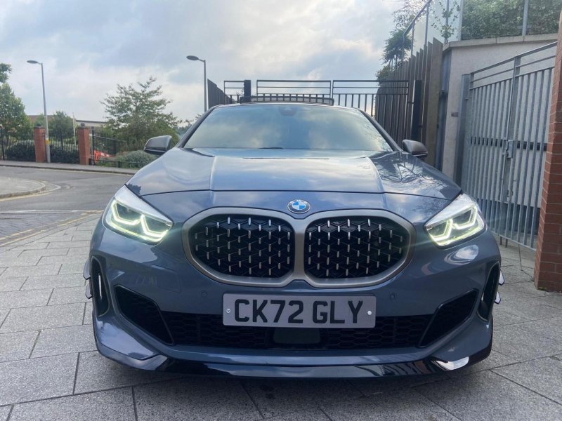 BMW 1 SERIES