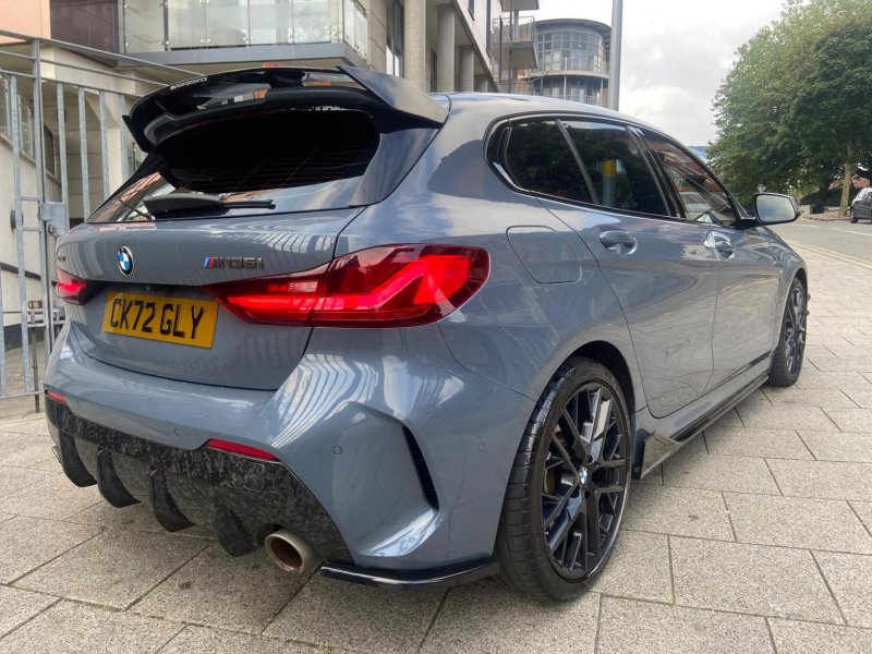 BMW 1 SERIES
