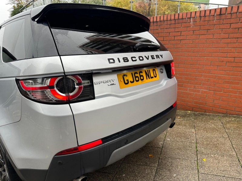 LAND ROVER DISCOVERY SPORT