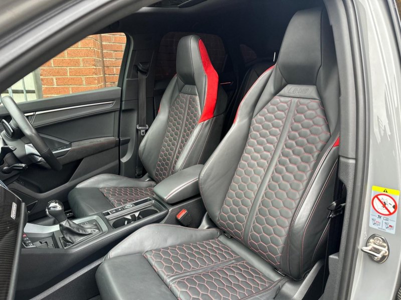 AUDI RS Q3