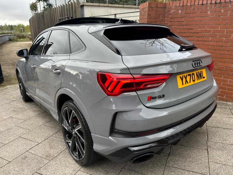 AUDI RS Q3