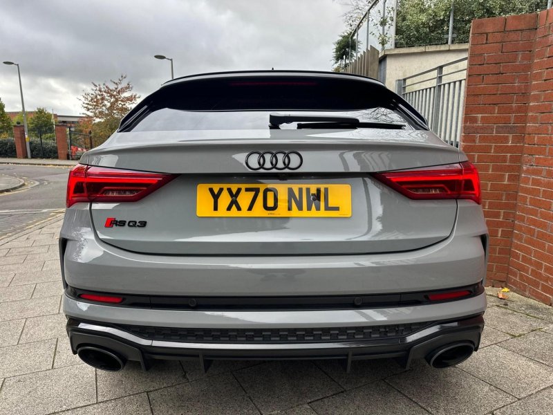 AUDI RS Q3