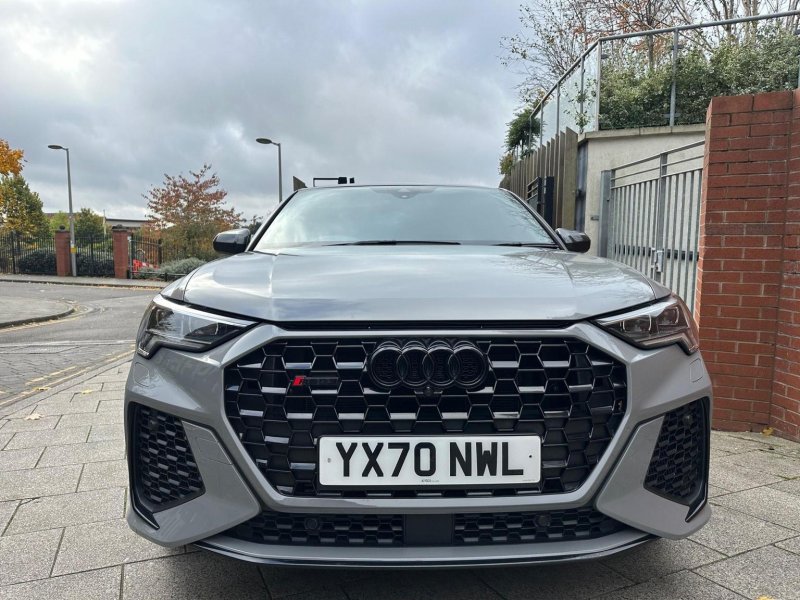 AUDI RS Q3
