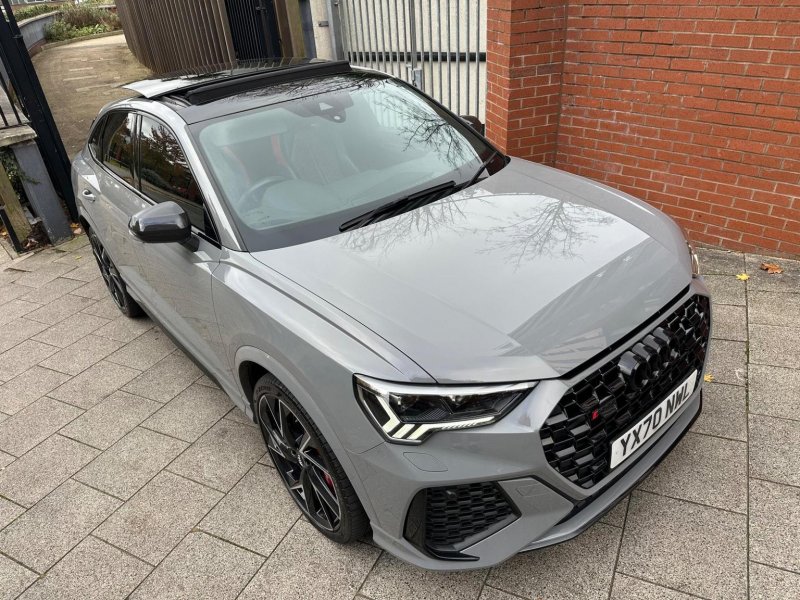 AUDI RS Q3