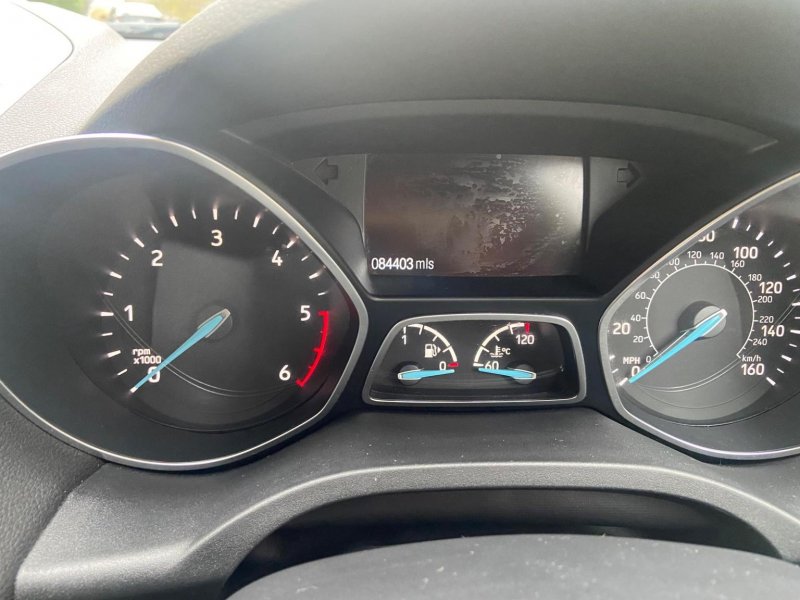 FORD KUGA