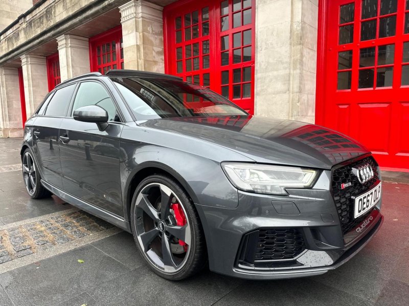 AUDI RS3