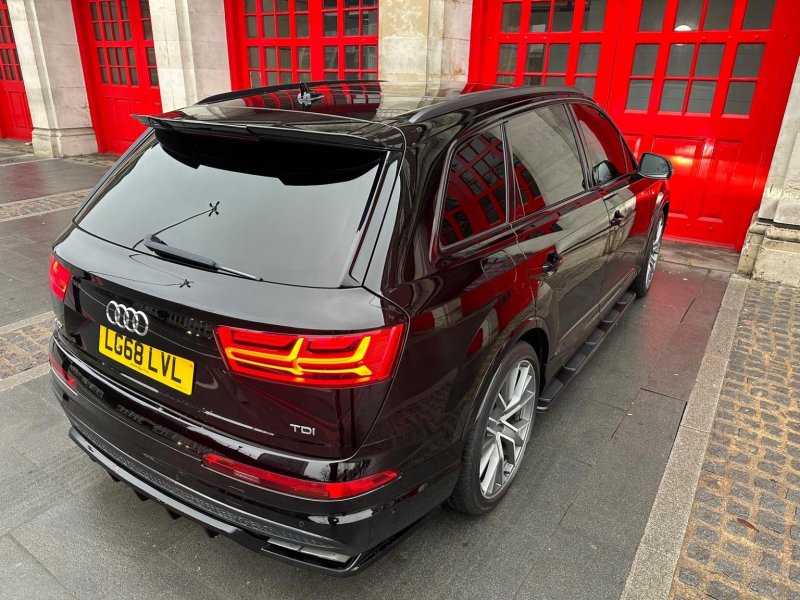 AUDI SQ7
