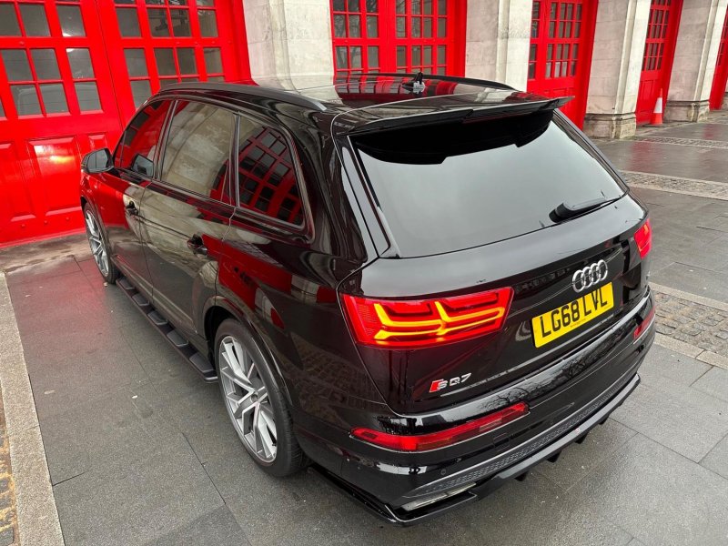 AUDI SQ7