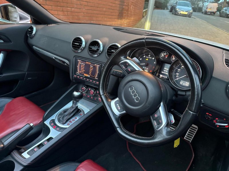 AUDI TTS