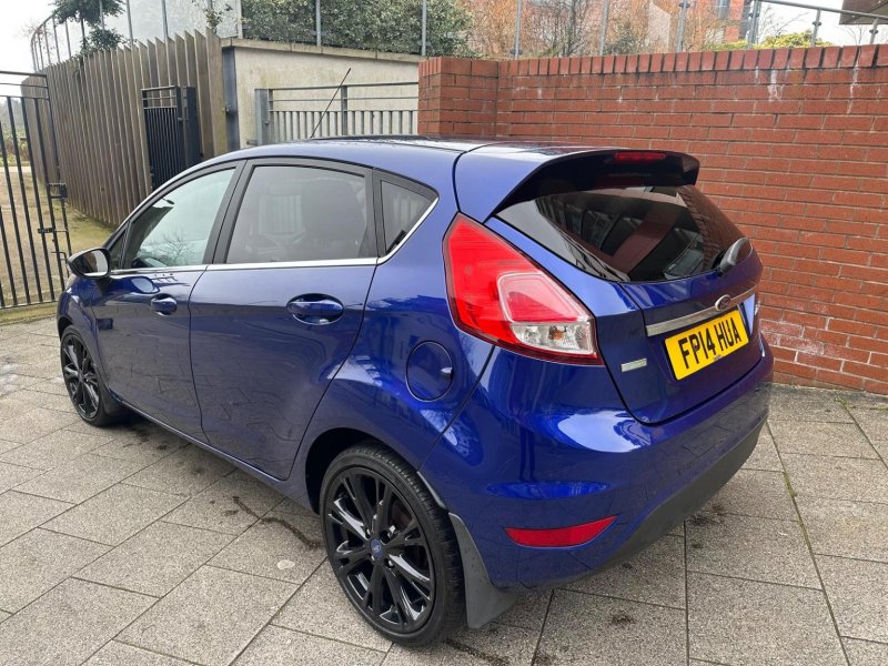 FORD FIESTA