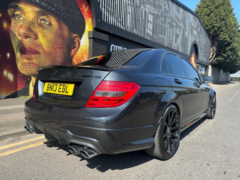 MERCEDES-BENZ C CLASS