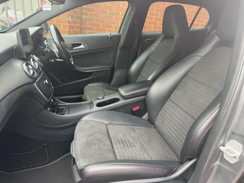 MERCEDES-BENZ GLA CLASS