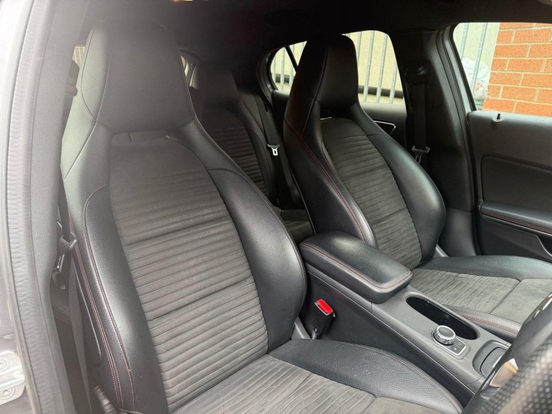 MERCEDES-BENZ GLA CLASS