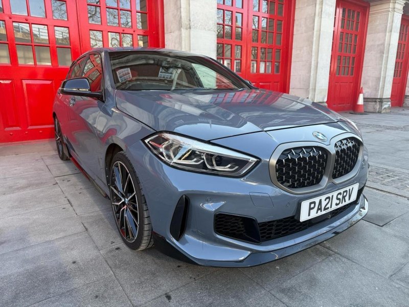 BMW 1 SERIES
