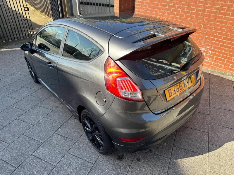 FORD FIESTA