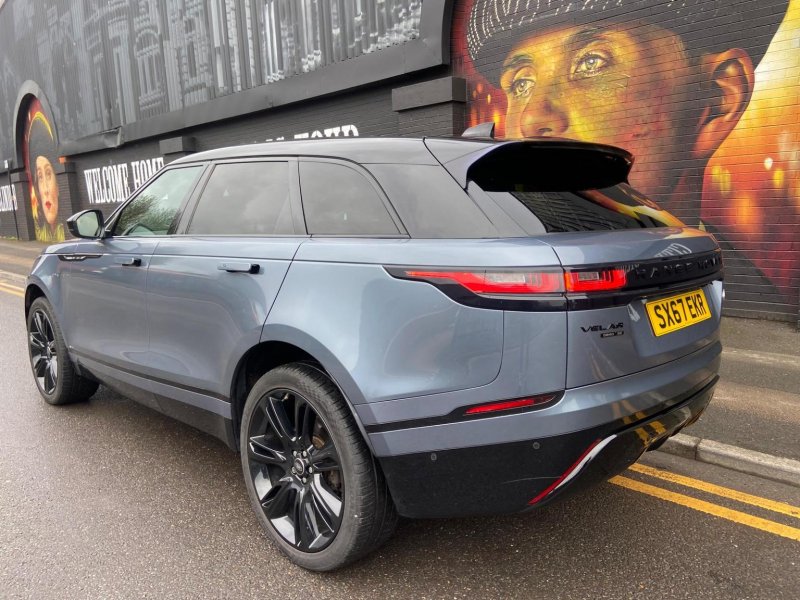 LAND ROVER RANGE ROVER VELAR