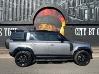 LAND ROVER DEFENDER 110