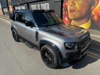 LAND ROVER DEFENDER 110