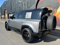 LAND ROVER DEFENDER 110