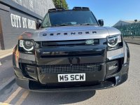 LAND ROVER DEFENDER 110