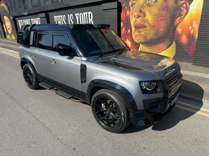 LAND ROVER DEFENDER 110